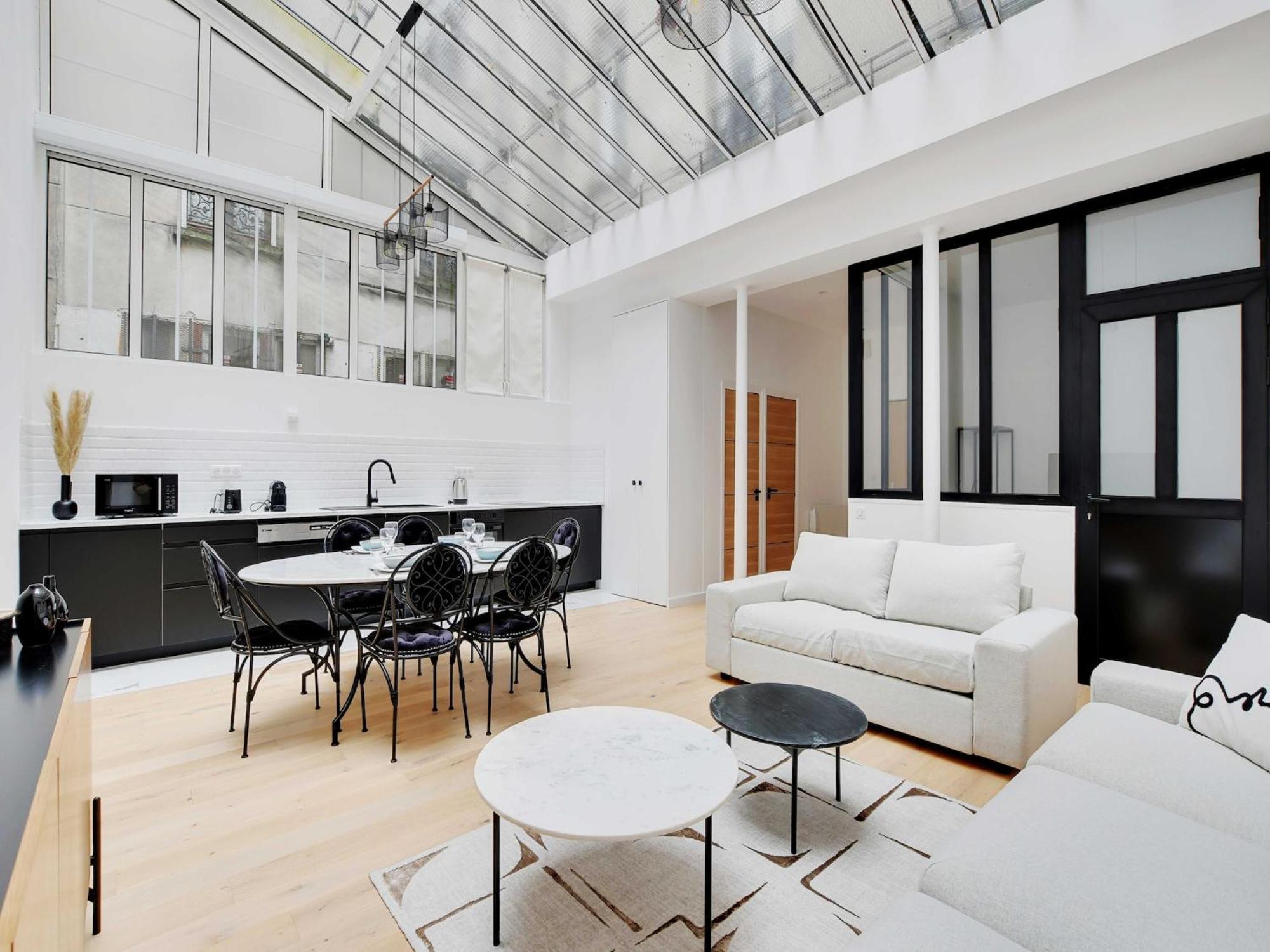 Authentique - 1br- 2p- Voltaire